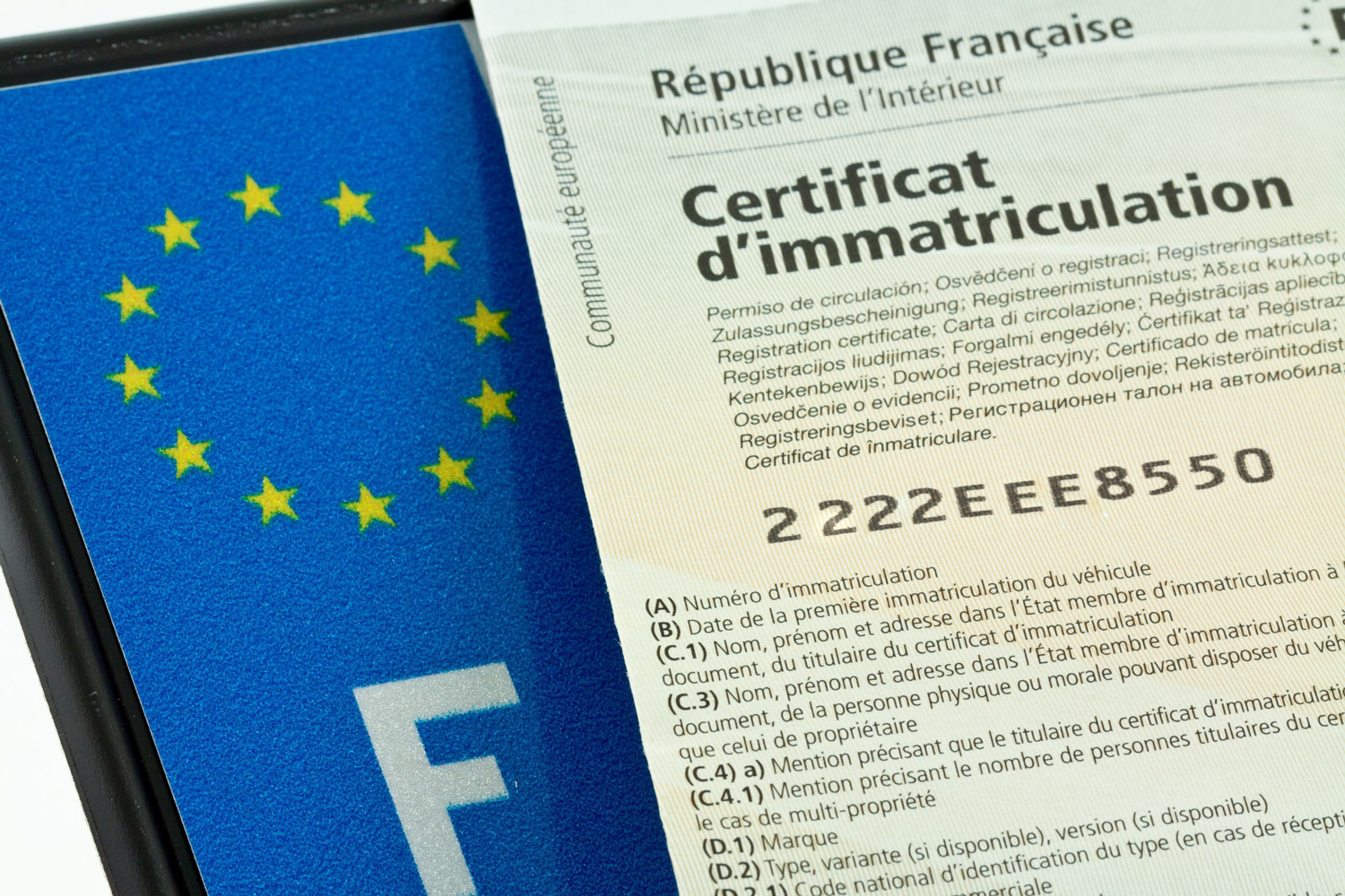 découvrez tout ce qu'il faut savoir sur la carte grise : procédure d'obtention, tarifs, documents nécessaires et conseils pratiques pour simplifier vos démarches administratives liées à votre véhicule.