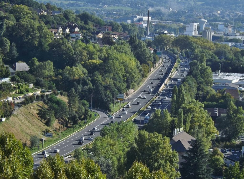 découvrez tout ce qu'il faut savoir sur le coût de la carte grise à grenoble. informez-vous sur les tarifs, les démarches à suivre et les astuces pour optimiser vos frais, afin de faciliter vos démarches administratives.