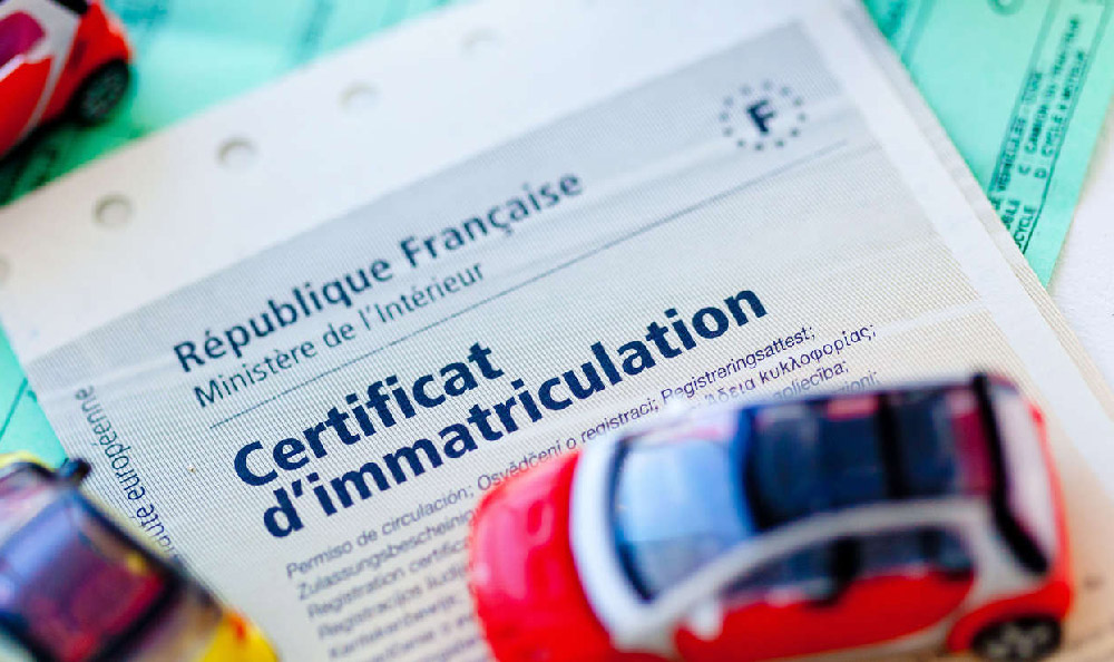 découvrez les coûts associés au changement de carte grise à nîmes. obtenez des informations détaillées sur les frais à prévoir, les démarches à suivre et les délais pour mettre à jour votre certificat d'immatriculation.