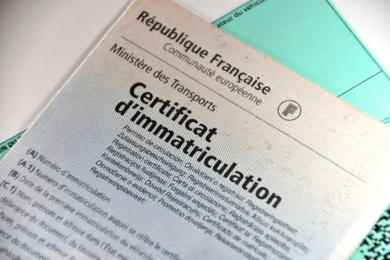 obtenez votre carte grise facilement en ligne grâce aux services de l'ants. profitez d'une procédure simplifiée pour l'immatriculation de votre véhicule et suivez votre demande en toute transparence.